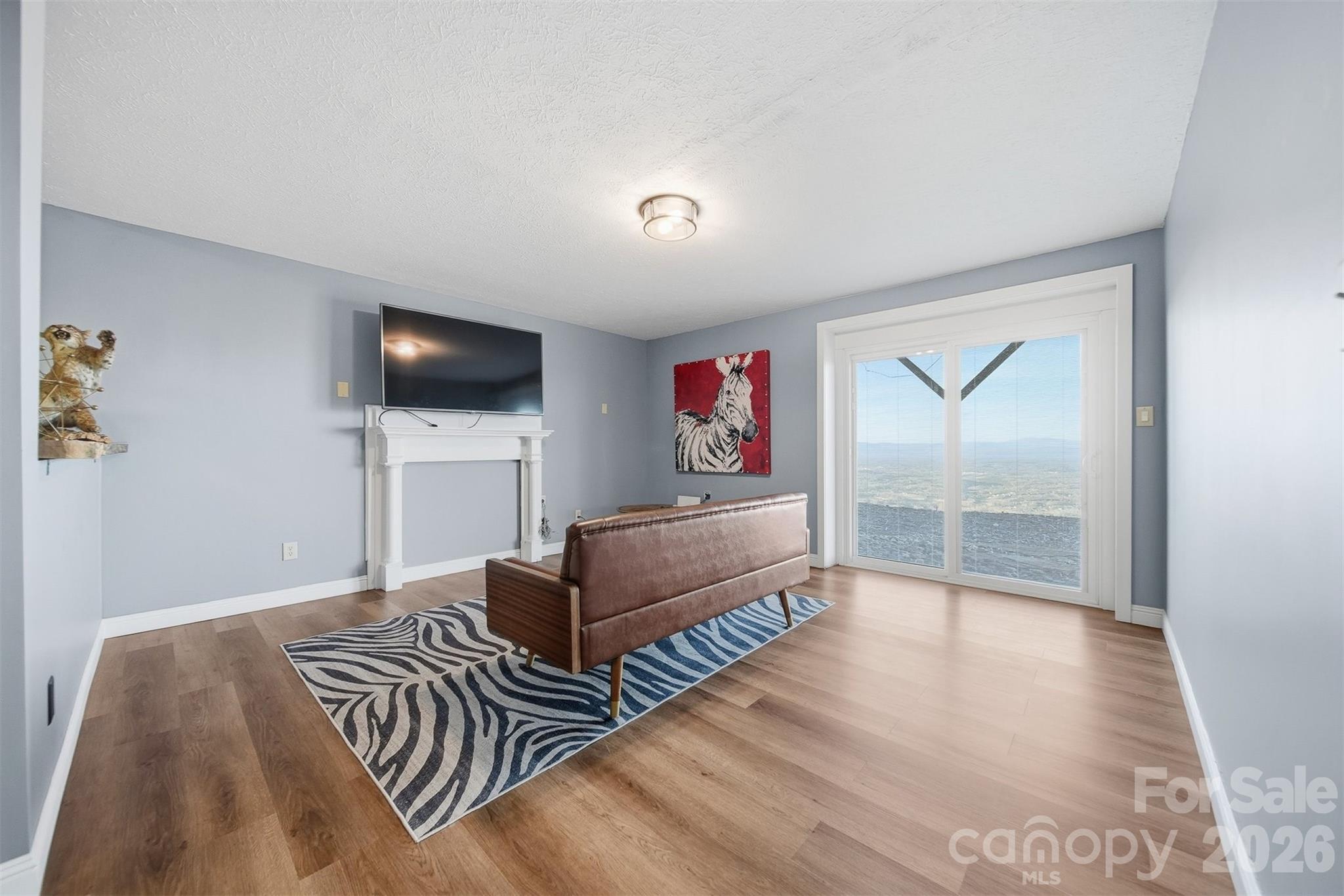 Morganton, North Carolina, 28655, United States, 3 Bedrooms Bedrooms, ,3 BathroomsBathrooms,Residential,Active,2009823