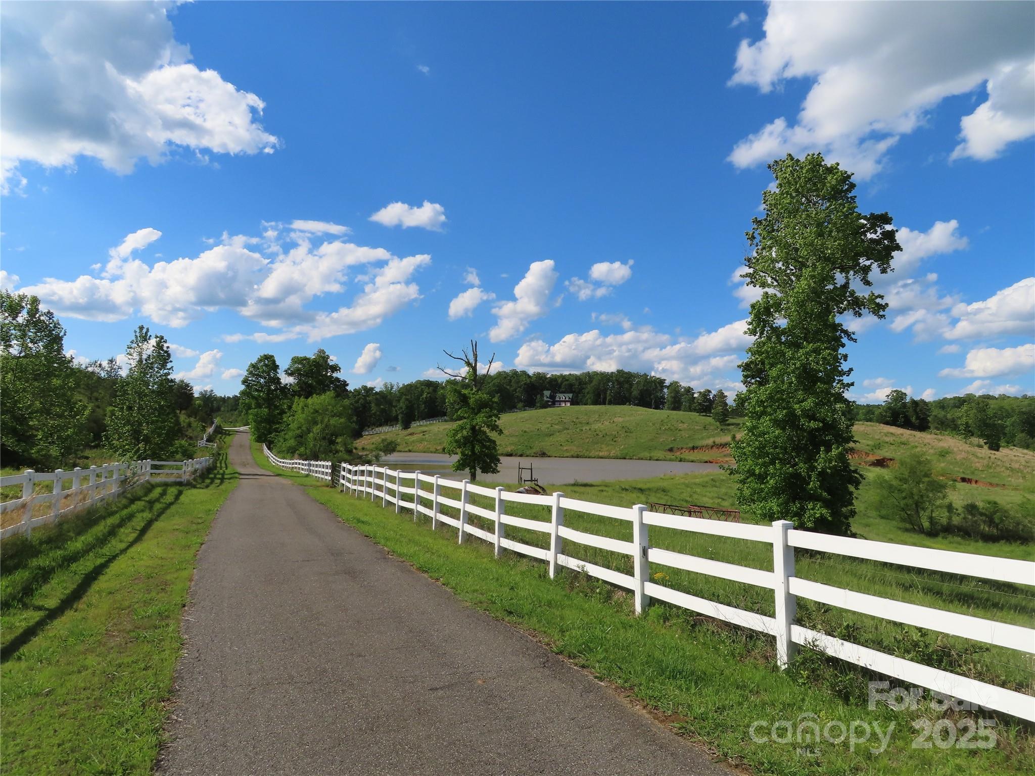 York, South Carolina, 29745, United States, ,5 BathroomsBathrooms,Residential,Active,1798121