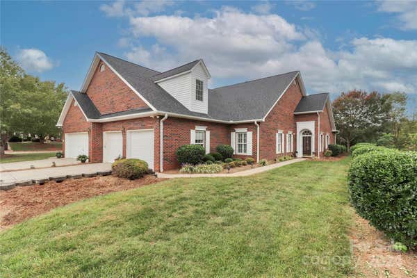 1372 ROYALTY CIR, STATESVILLE, NC 28625 - Image 1