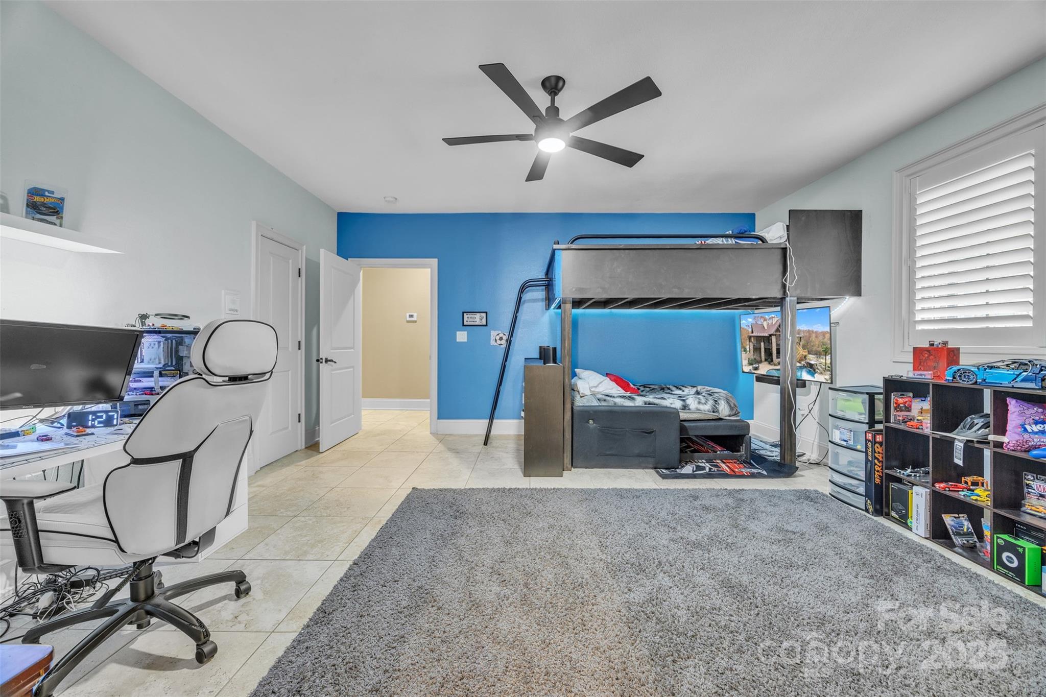 Catawba, North Carolina, 28609, United States, 4 Bedrooms Bedrooms, ,5 BathroomsBathrooms,Residential,Active,1993629