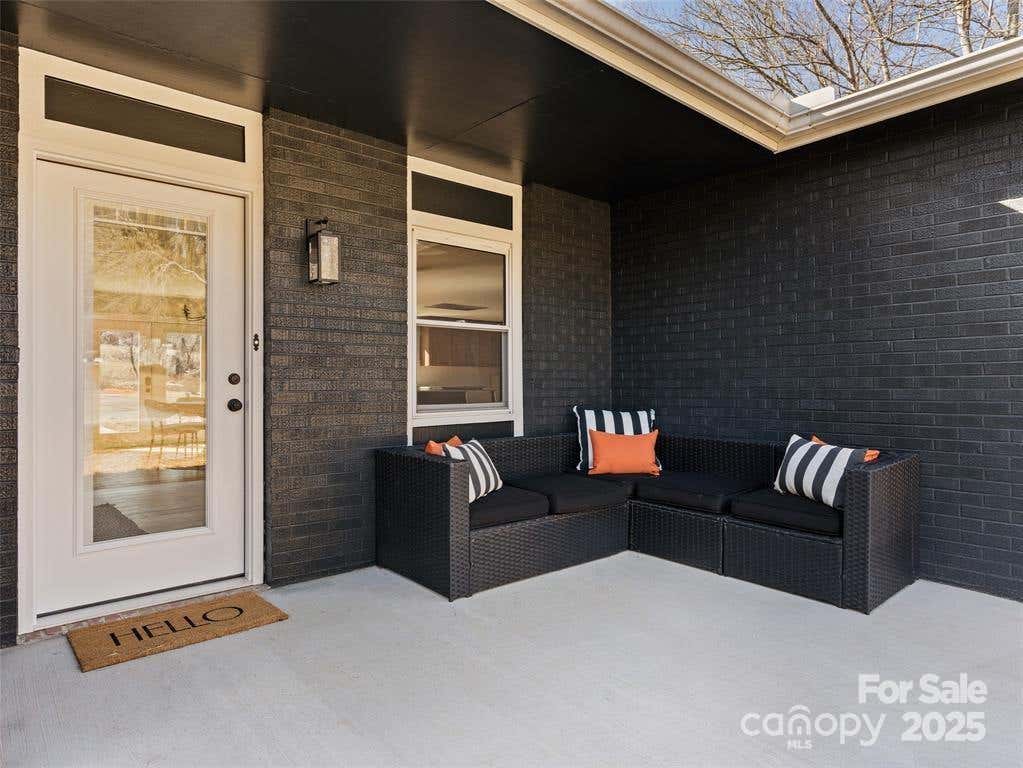 1109 S Prestonwood Dr  