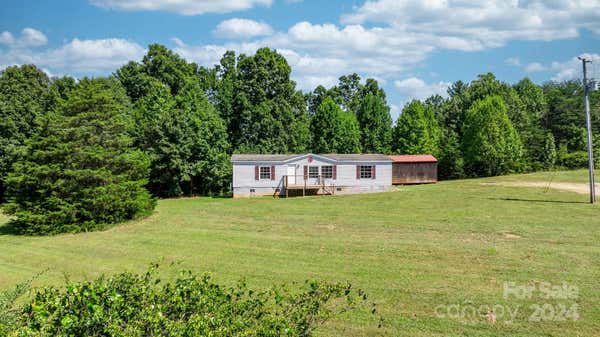 5325 QUEENS CREEK RD, HICKORY, NC 28602 - Image 1