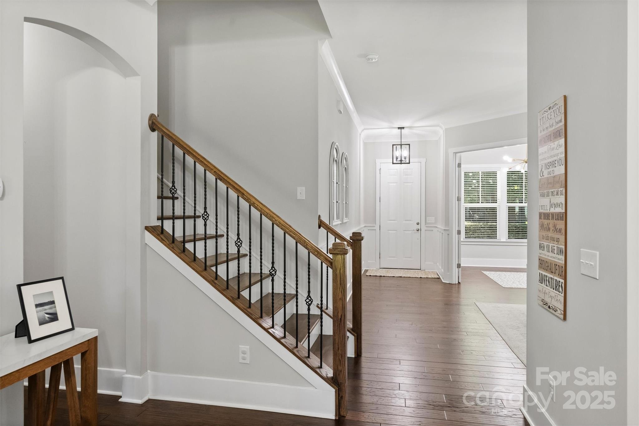 Charlotte, North Carolina, 28205, United States, 4 Bedrooms Bedrooms, ,4 BathroomsBathrooms,Residential,Active,1934773