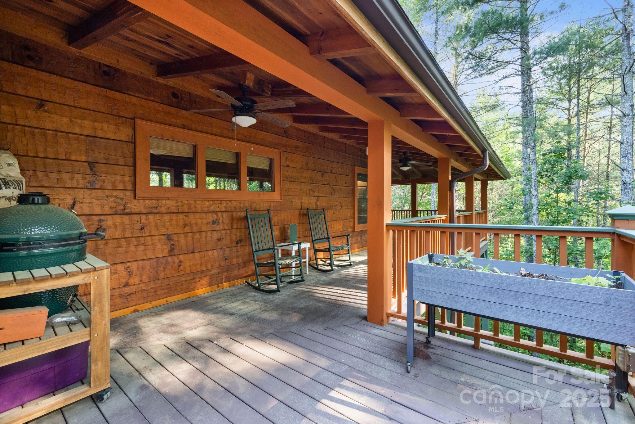 Lenoir, North Carolina, 28645, United States, ,5 BathroomsBathrooms,Residential,Active,1843925