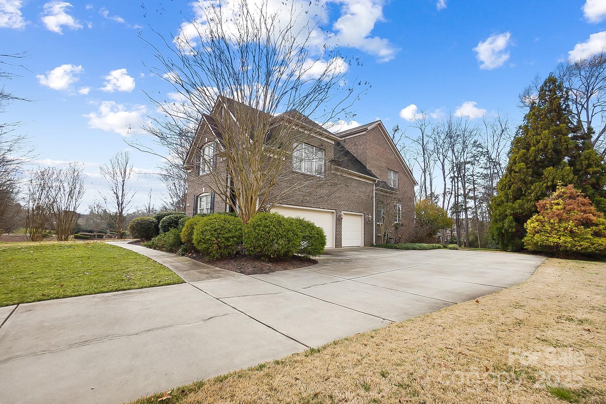 Waxhaw, North Carolina, 28173, United States, 5 Bedrooms Bedrooms, ,5 BathroomsBathrooms,Residential,Active,2008929