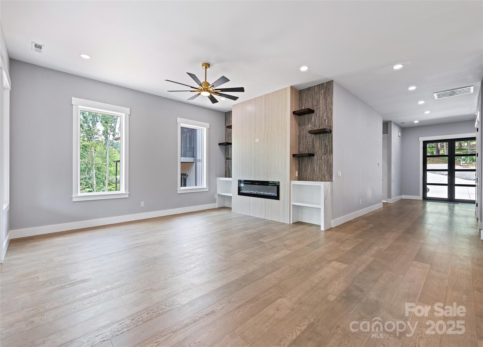 Arden, North Carolina, 28704, United States, 3 Bedrooms Bedrooms, ,3 BathroomsBathrooms,Residential,Active,1778755