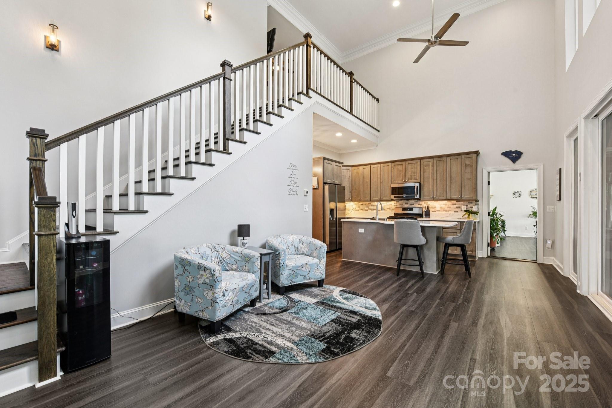 Clover, South Carolina, 29710, United States, 3 Bedrooms Bedrooms, ,3 BathroomsBathrooms,Residential,Active,1905066
