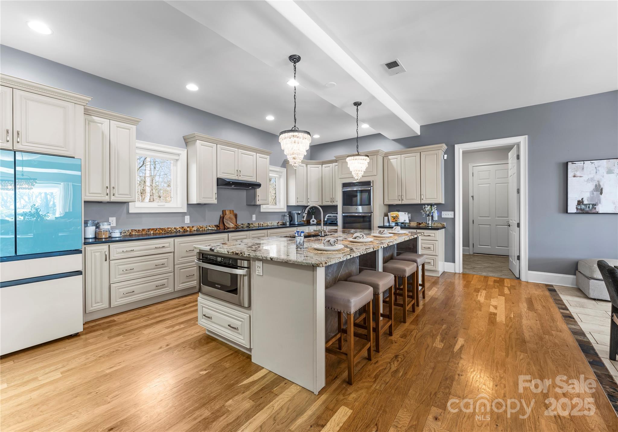 Charlotte, North Carolina, 28278, United States, 5 Bedrooms Bedrooms, ,5 BathroomsBathrooms,Residential,Active,1748232