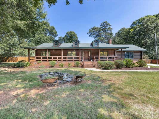 5412 BEAM LAKE DR, CHARLOTTE, NC 28216 - Image 1