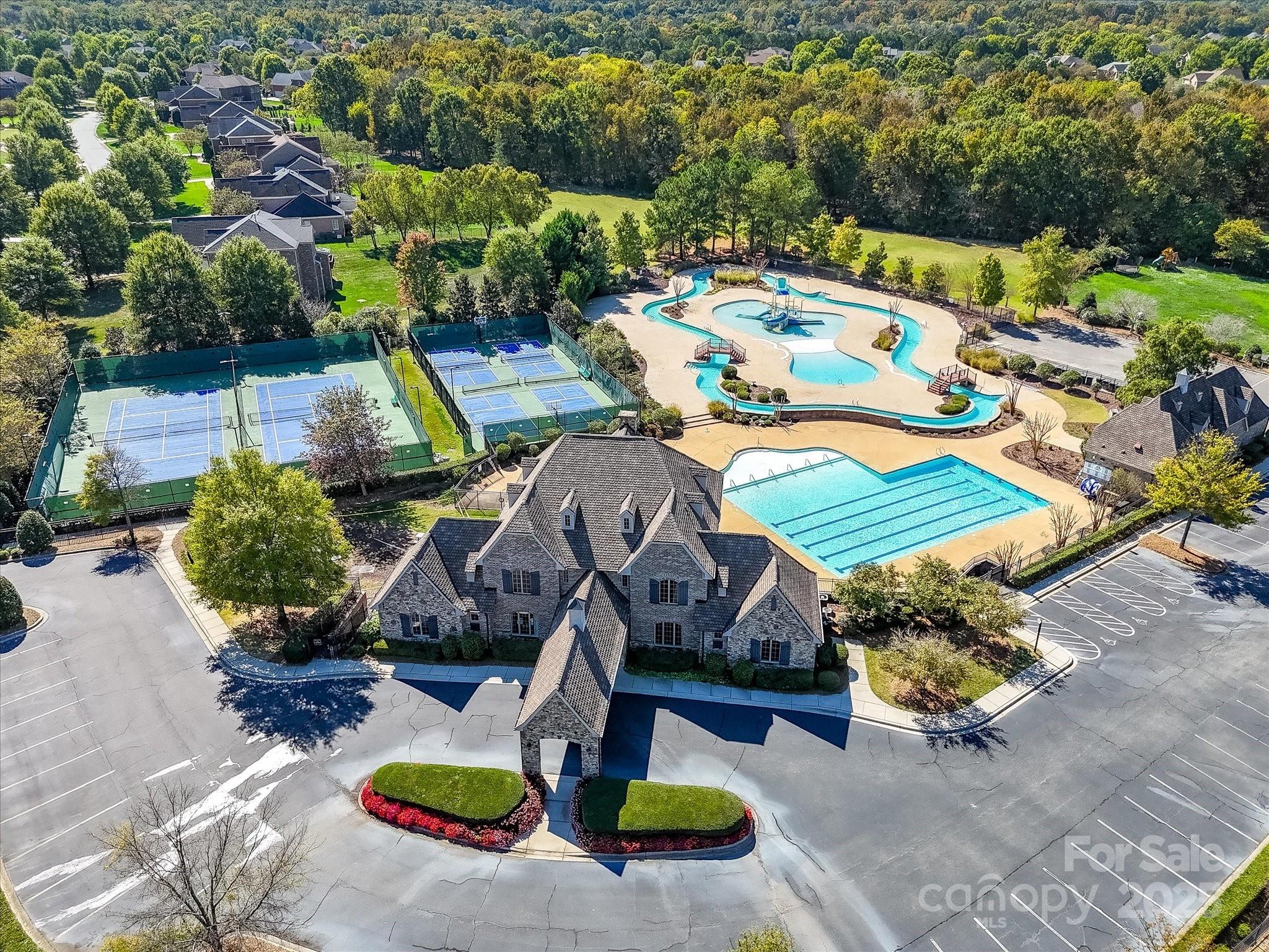 Waxhaw, North Carolina, 28173, United States, 6 Bedrooms Bedrooms, ,7 BathroomsBathrooms,Residential,Active,1964269