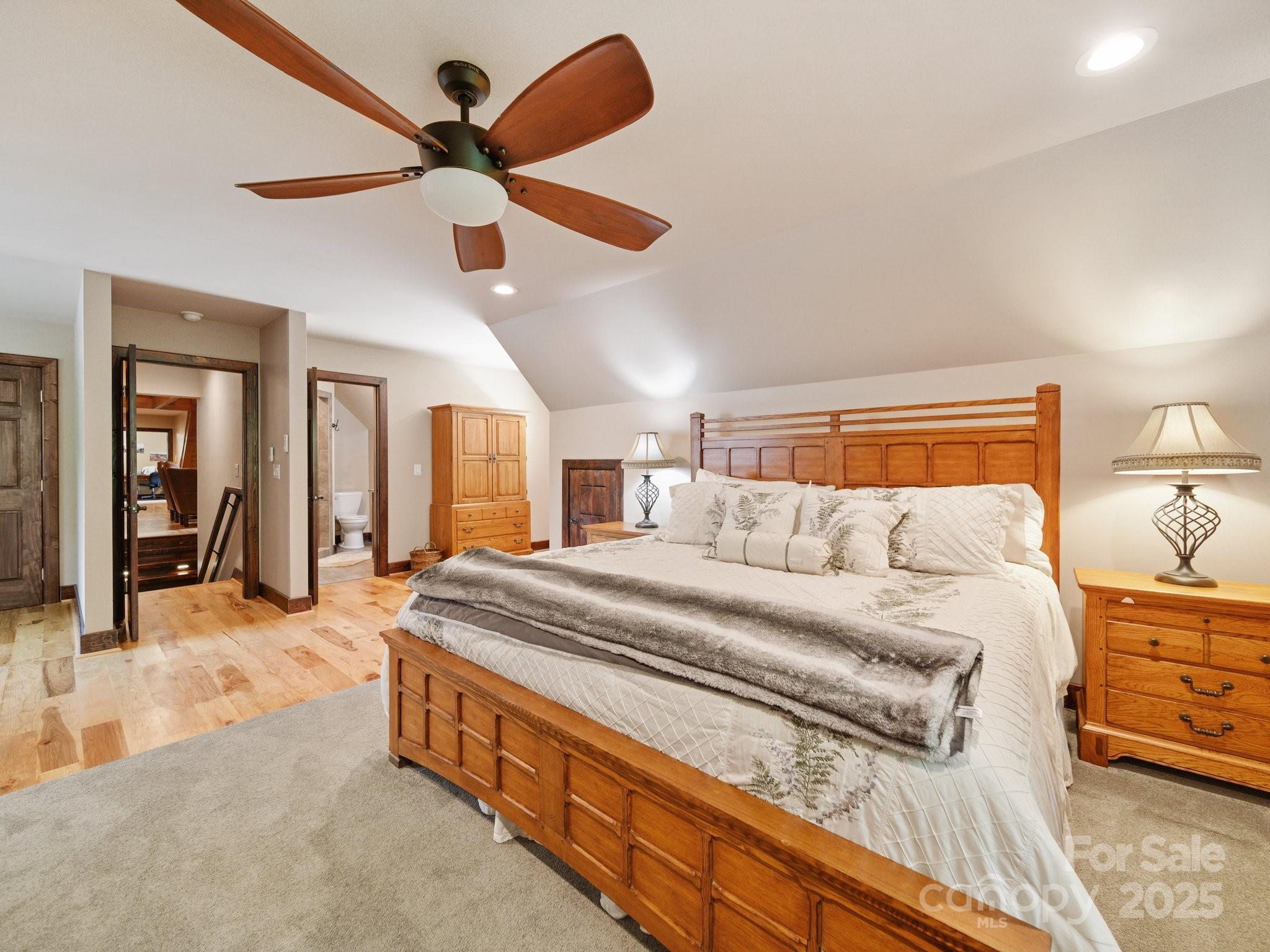 Clover, South Carolina, 29710, United States, 4 Bedrooms Bedrooms, ,6 BathroomsBathrooms,Residential,Active,1904708