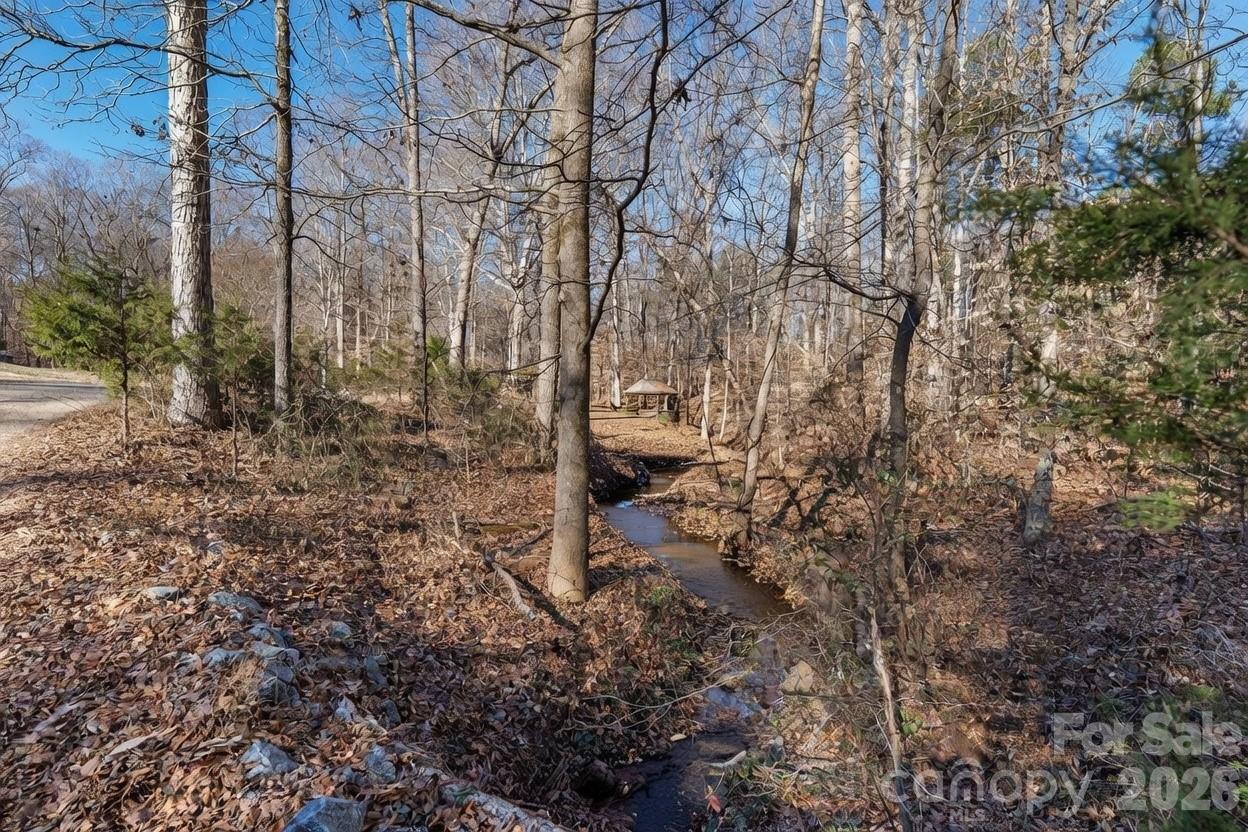 Davidson, North Carolina, 28036, United States, 5 Bedrooms Bedrooms, ,4 BathroomsBathrooms,Residential,Active,2011189