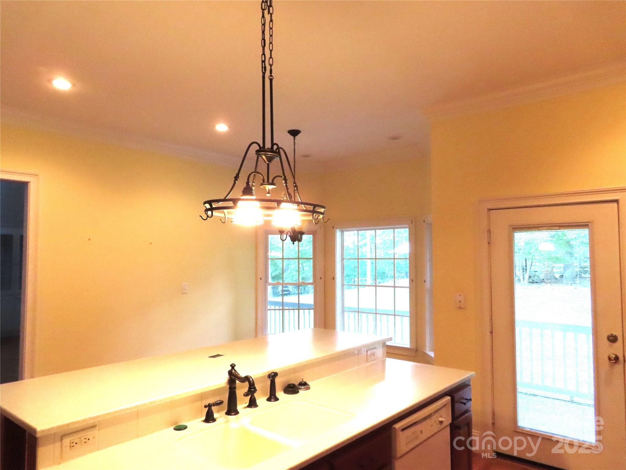 York, South Carolina, 29745, United States, ,5 BathroomsBathrooms,Residential,Active,1798121