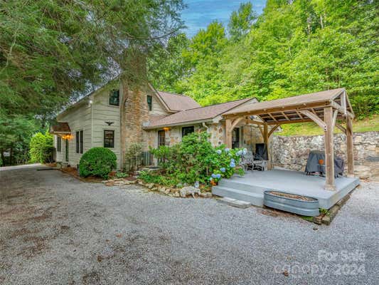 651 MACEDONIA RD, SALUDA, NC 28773 - Image 1