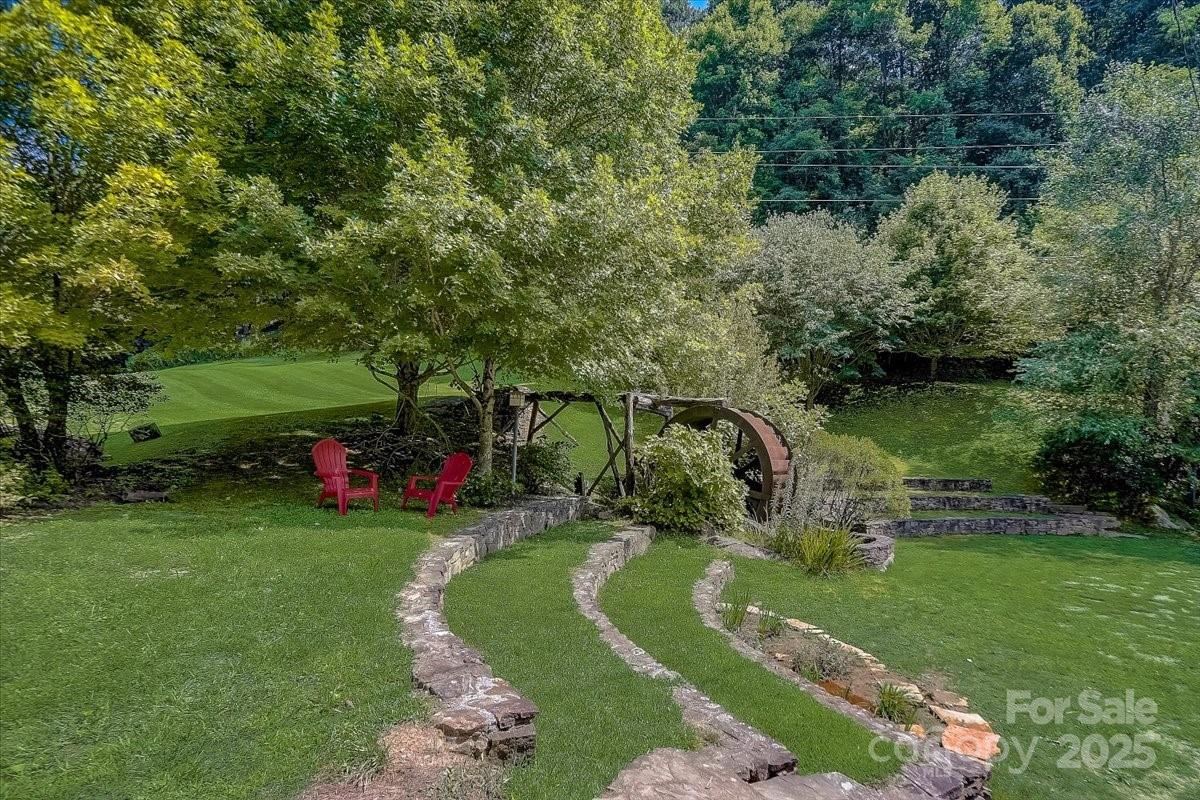 Mars Hill, North Carolina, 28754, United States, 3 Bedrooms Bedrooms, ,3 BathroomsBathrooms,Residential,Active,1900501