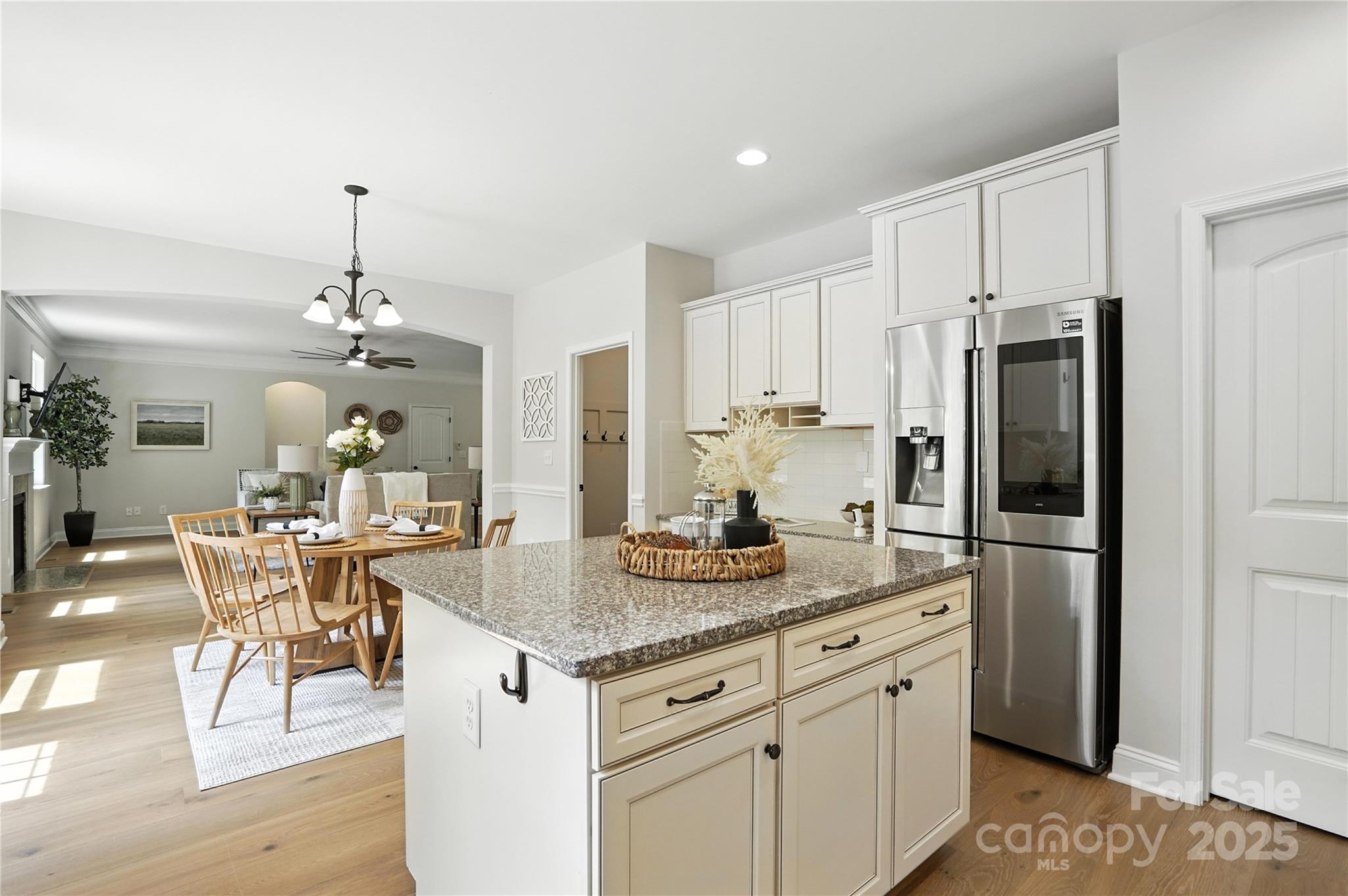 Huntersville, North Carolina, 28078, United States, 4 Bedrooms Bedrooms, ,4 BathroomsBathrooms,Residential,Active,1914595