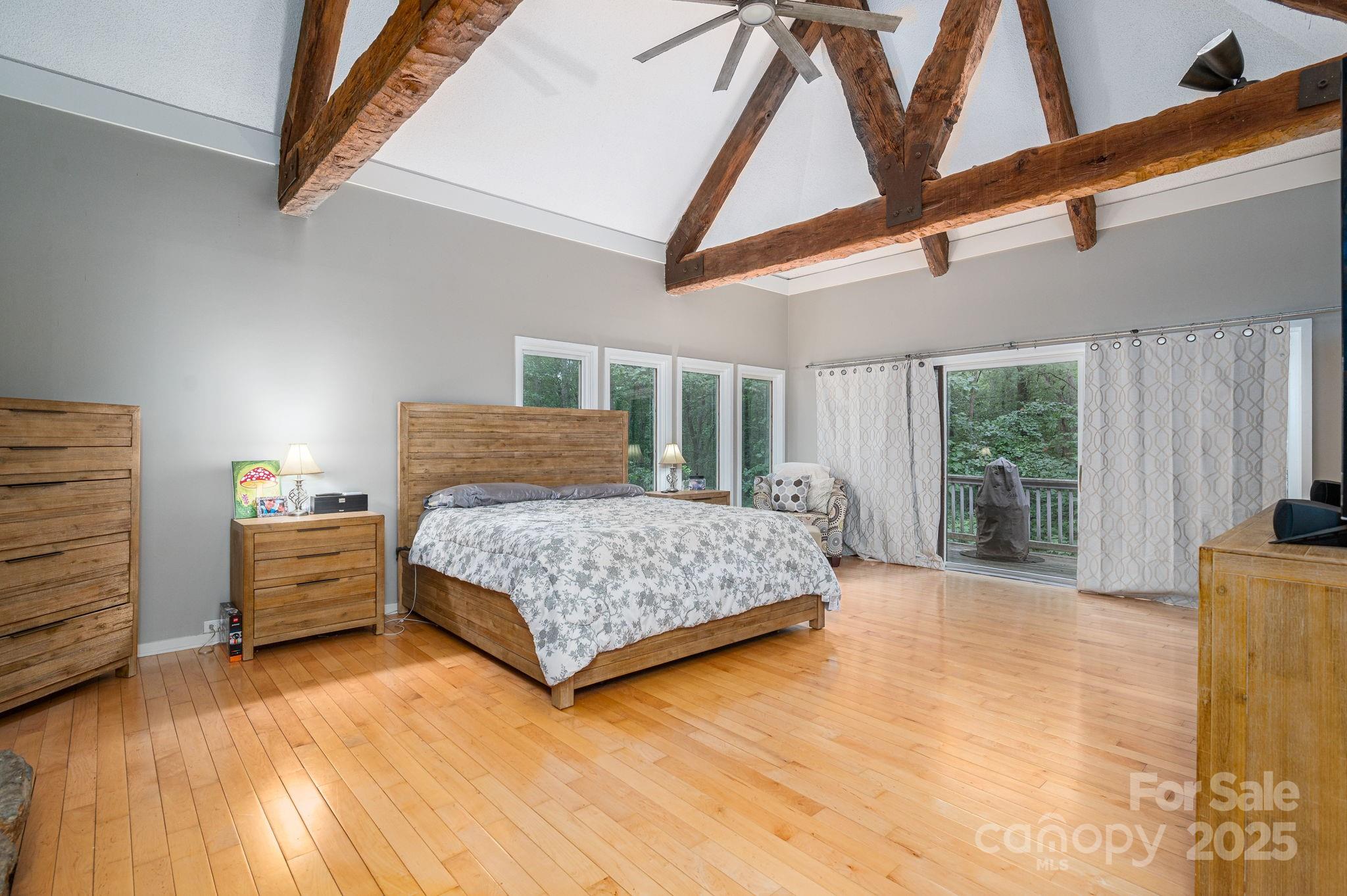 Lincolnton, North Carolina, 28092, United States, 7 Bedrooms Bedrooms, ,8 BathroomsBathrooms,Residential,Active,1936100