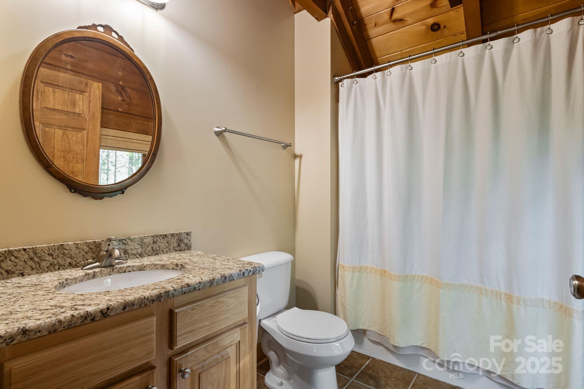 Lenoir, North Carolina, 28645, United States, ,5 BathroomsBathrooms,Residential,Active,1843925