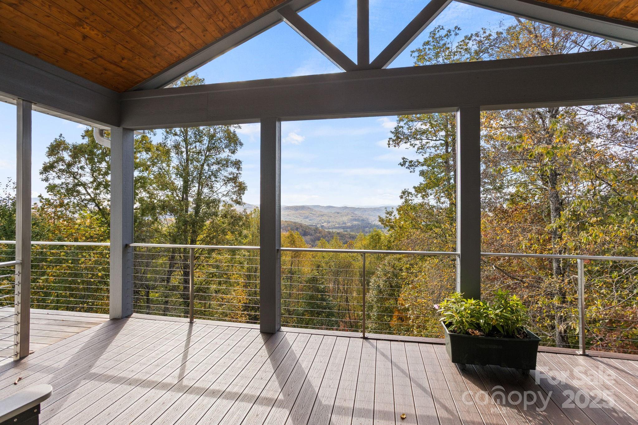 Hendersonville, North Carolina, 28739, United States, 3 Bedrooms Bedrooms, ,4 BathroomsBathrooms,Residential,Active,1973289