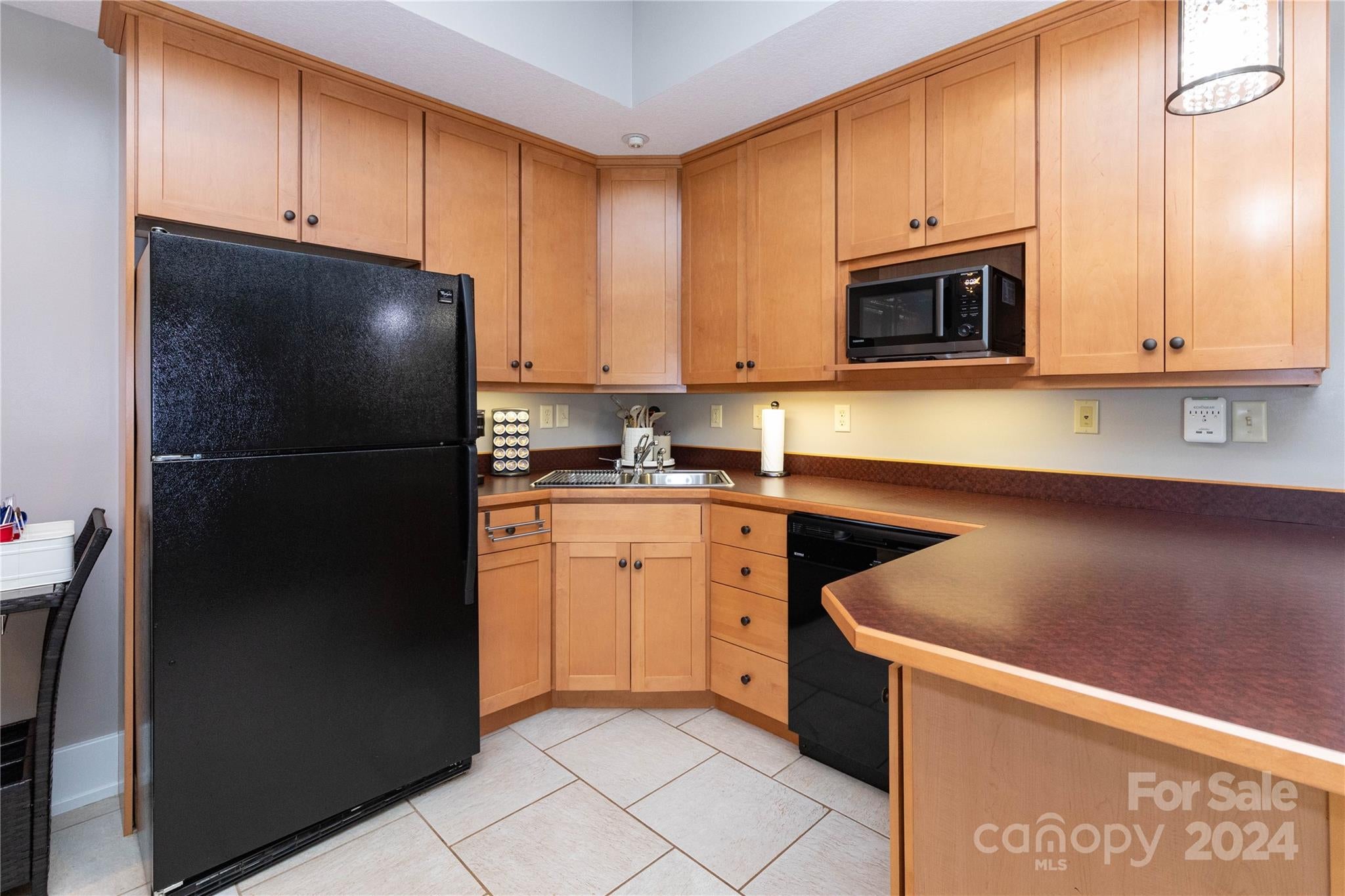 Fletcher, North Carolina, 28732, United States, 5 Bedrooms Bedrooms, ,5 BathroomsBathrooms,Residential,Active,1732440