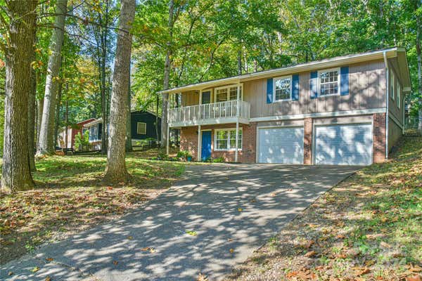 29 LANCELOT LN, ASHEVILLE, NC 28806 - Image 1