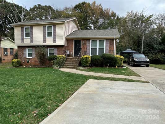 321 STONE POST RD, CHARLOTTE, NC 28217 - Image 1