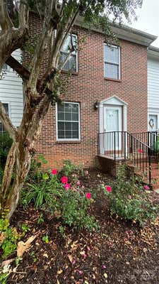 521 N SPRING AVE, NEWTON, NC 28658 - Image 1