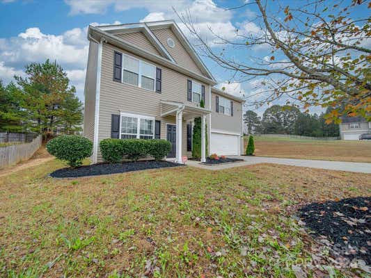 2033 ROSCOMMON DR, CLOVER, SC 29710 - Image 1