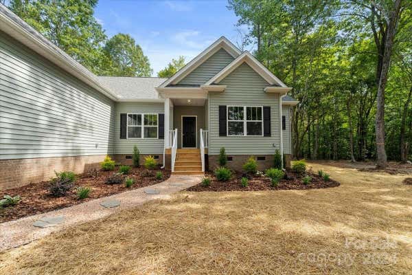 2754 CROWDERS CREEK RD, GASTONIA, NC 28052, photo 2 of 44