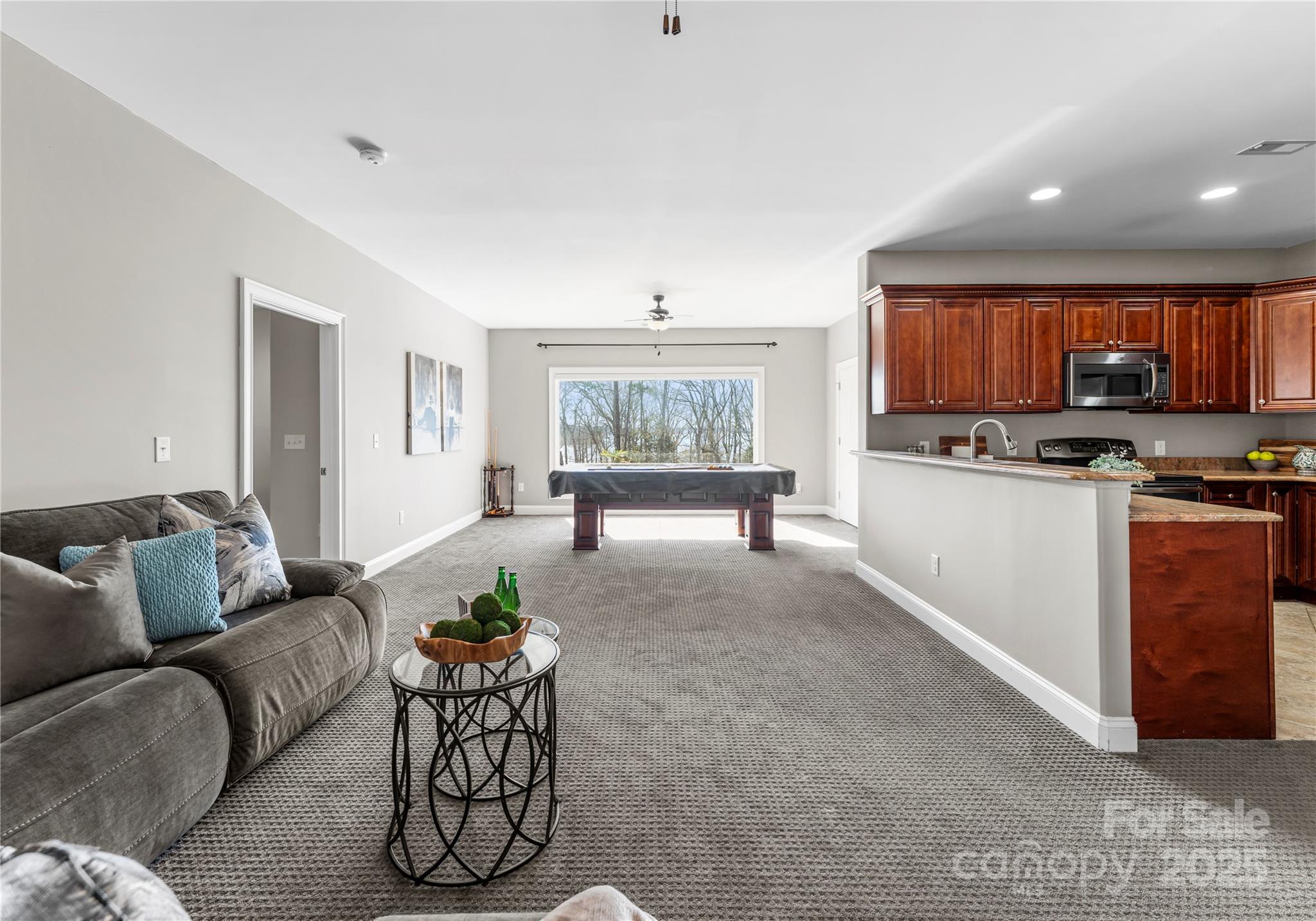 Charlotte, North Carolina, 28278, United States, 5 Bedrooms Bedrooms, ,5 BathroomsBathrooms,Residential,Active,1748232