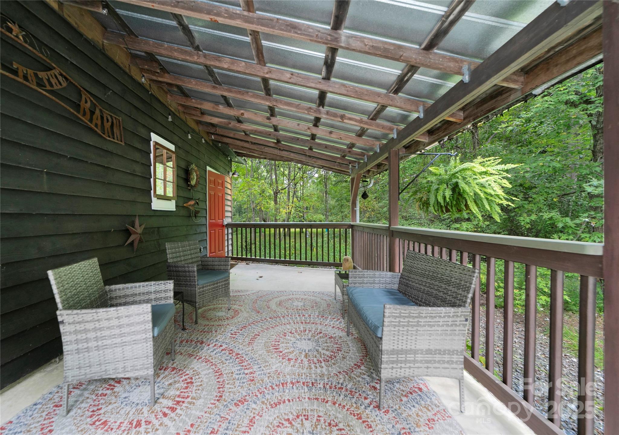 Brevard, North Carolina, 28712, United States, 4 Bedrooms Bedrooms, ,5 BathroomsBathrooms,Residential,Active,1953267