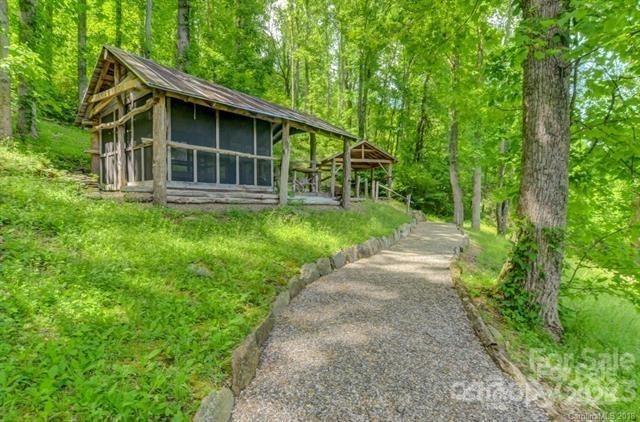 Leicester, North Carolina, 28748, United States, ,5 BathroomsBathrooms,Residential,Active,1769306