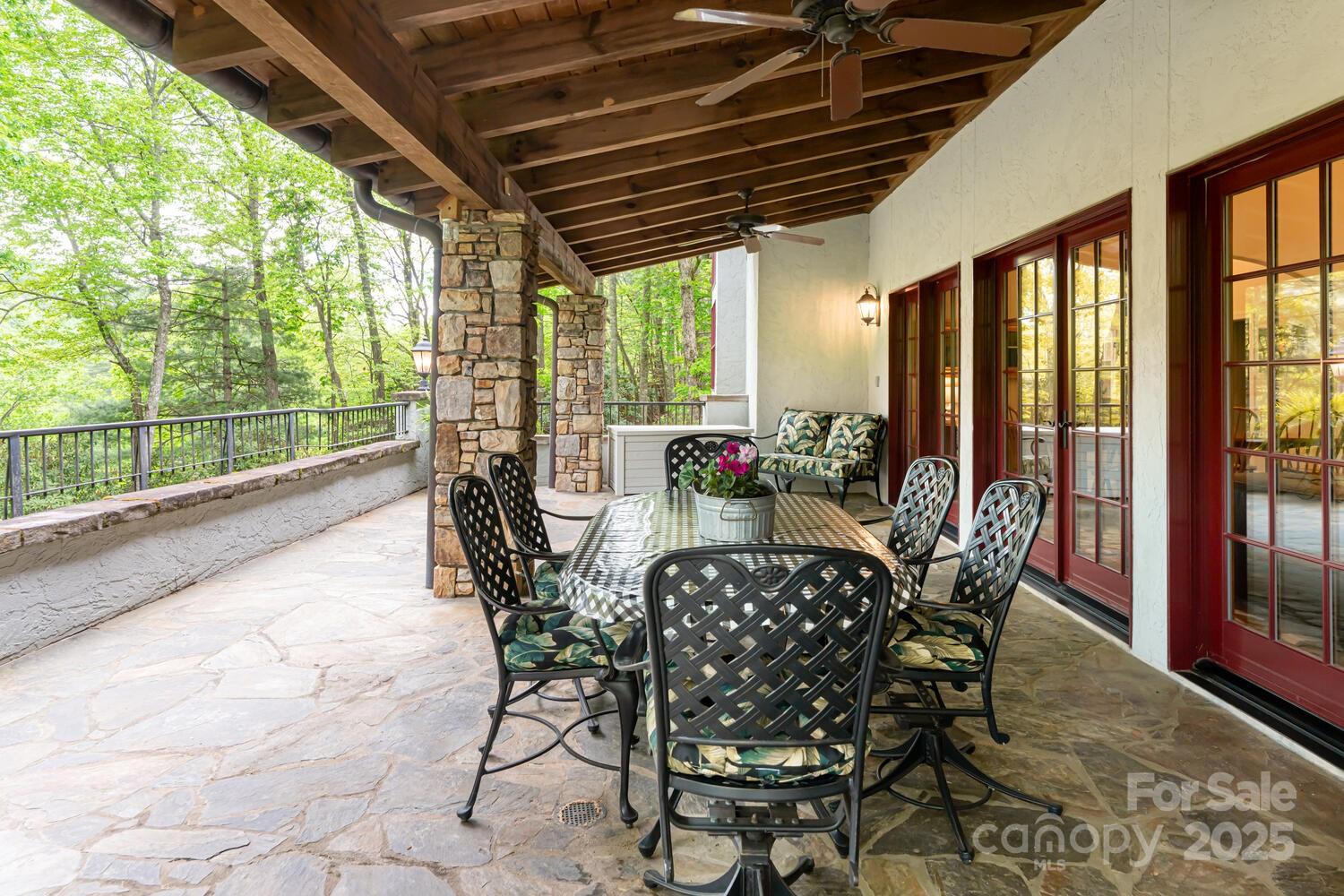 Arden, North Carolina, 28704, United States, 3 Bedrooms Bedrooms, ,3 BathroomsBathrooms,Residential,Active,1953399