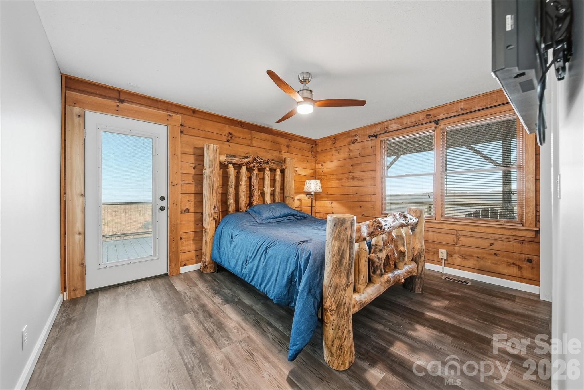 Morganton, North Carolina, 28655, United States, 3 Bedrooms Bedrooms, ,3 BathroomsBathrooms,Residential,Active,2009823