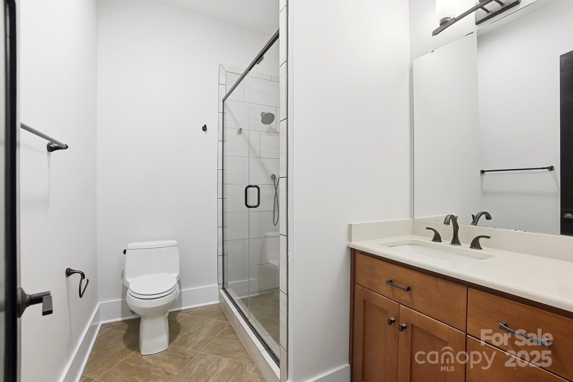 Waxhaw, North Carolina, 28173, United States, 4 Bedrooms Bedrooms, ,5 BathroomsBathrooms,Residential,Active,1990673