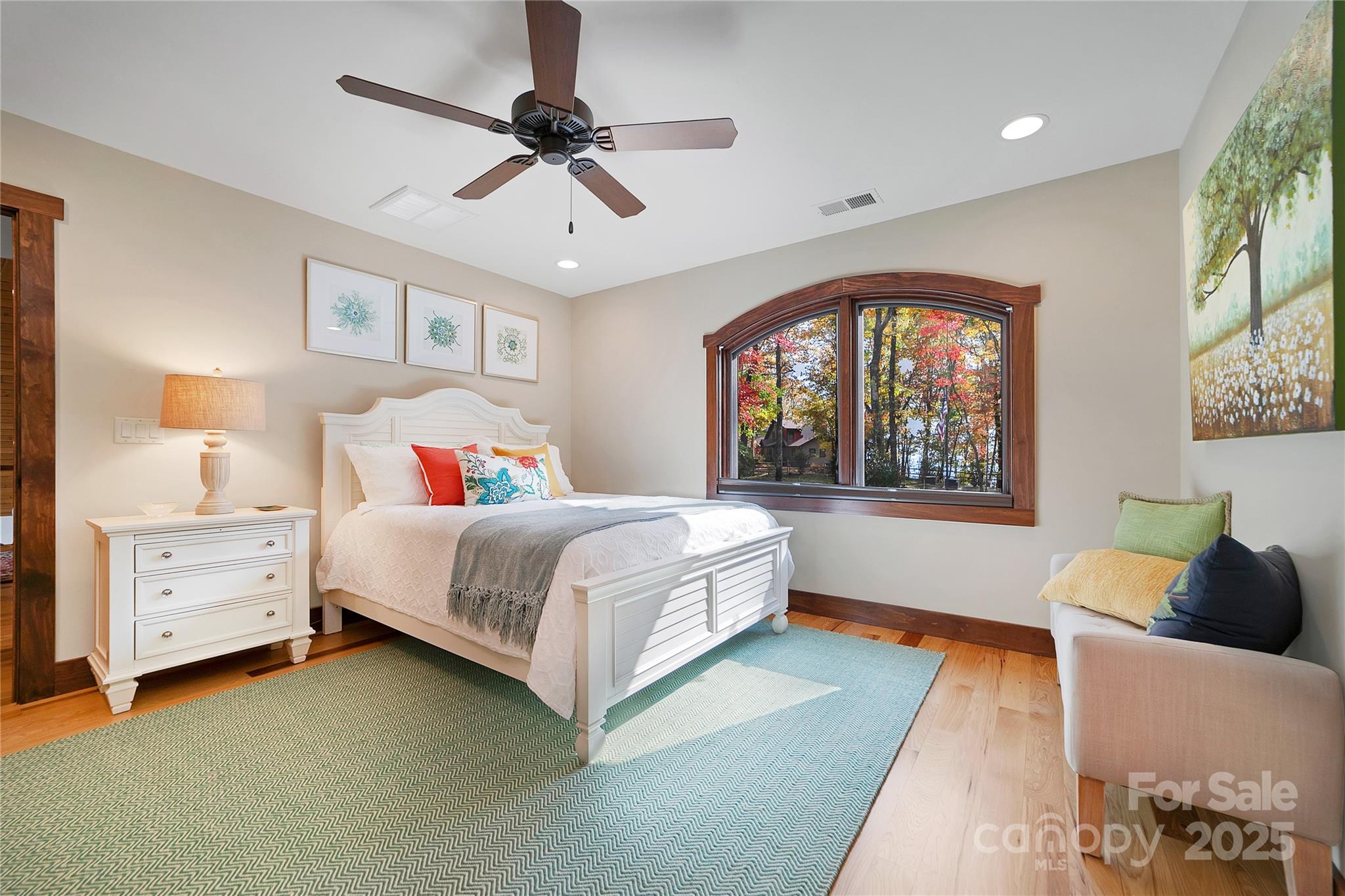 Rosman, North Carolina, 28772, United States, 5 Bedrooms Bedrooms, ,5 BathroomsBathrooms,Residential,Active,1969638