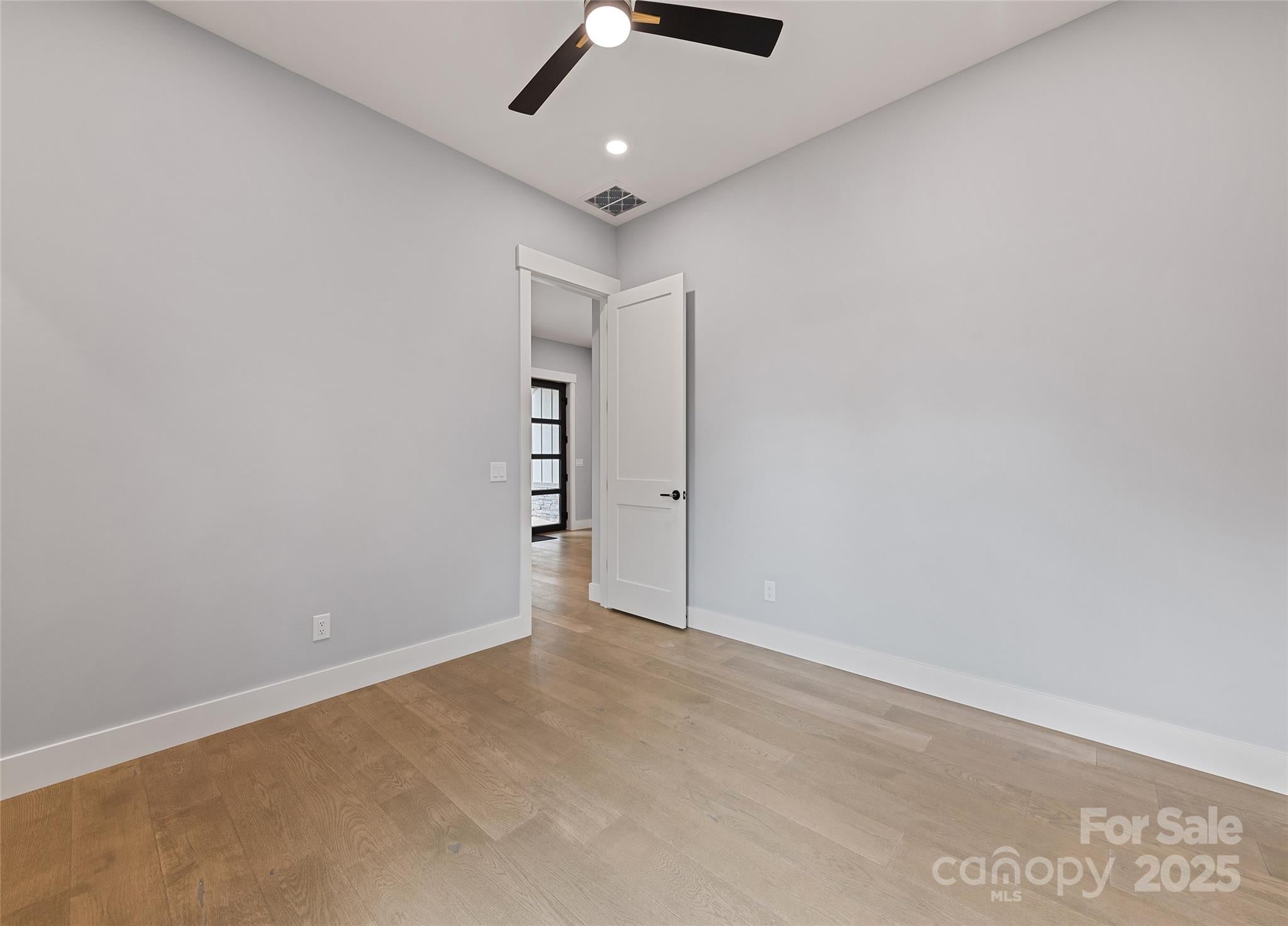 Arden, North Carolina, 28704, United States, 3 Bedrooms Bedrooms, ,3 BathroomsBathrooms,Residential,Active,1778755