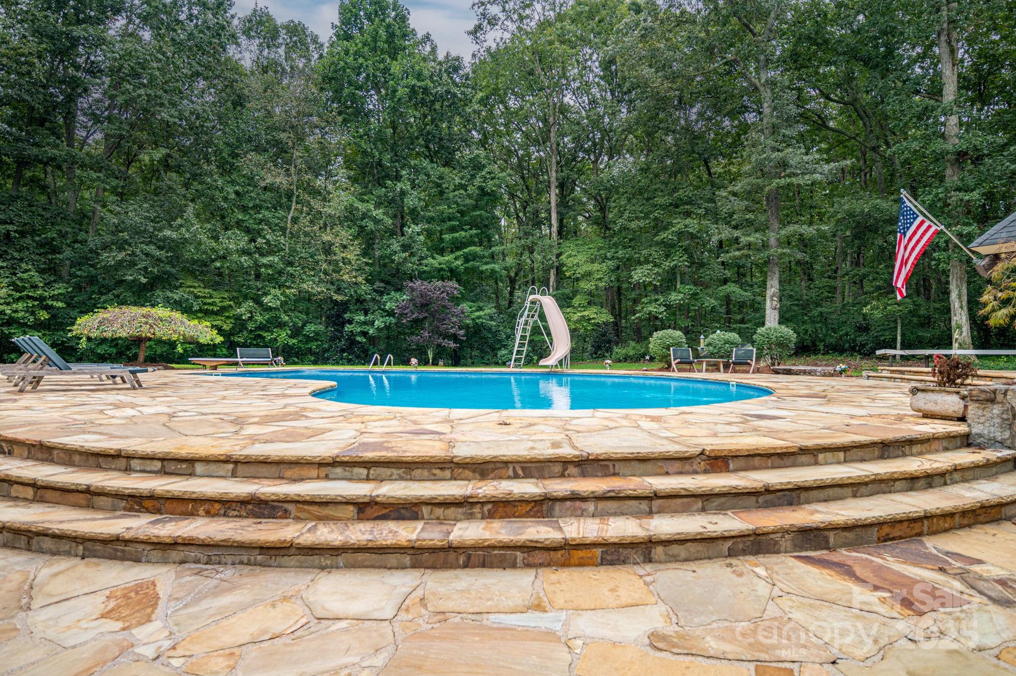 Lincolnton, North Carolina, 28092, United States, 7 Bedrooms Bedrooms, ,8 BathroomsBathrooms,Residential,Active,1936100