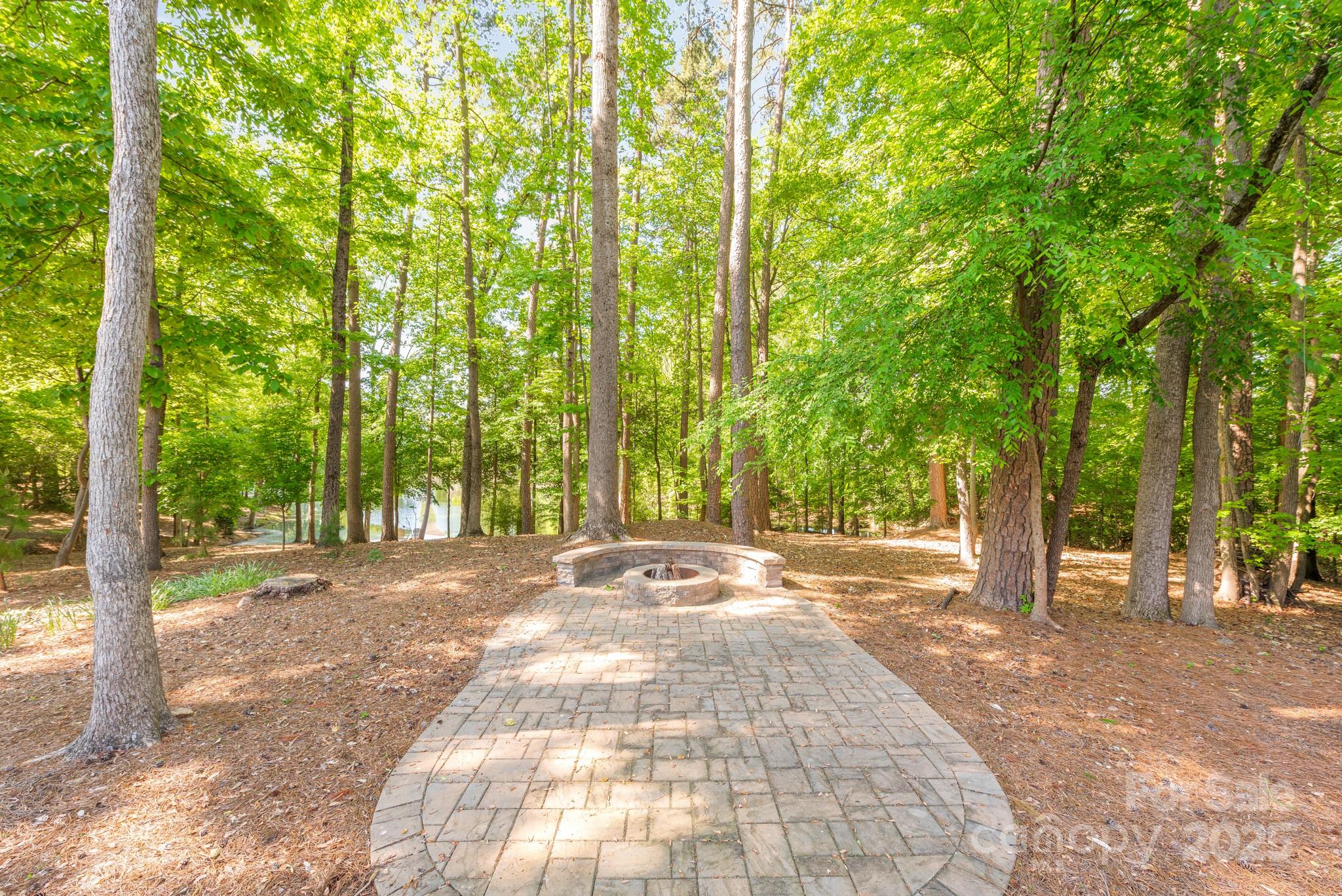 Belmont, North Carolina, 28012, United States, ,5 BathroomsBathrooms,Residential,Active,1790205