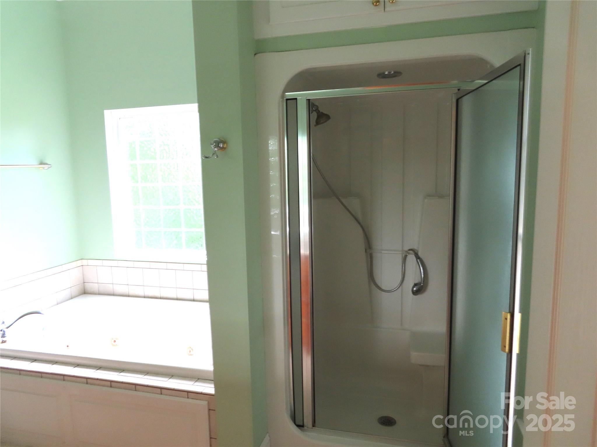 York, South Carolina, 29745, United States, ,5 BathroomsBathrooms,Residential,Active,1798121