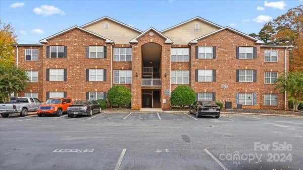 3710 COTSWOLD AVE UNIT E, GREENSBORO, NC 27410 - Image 1