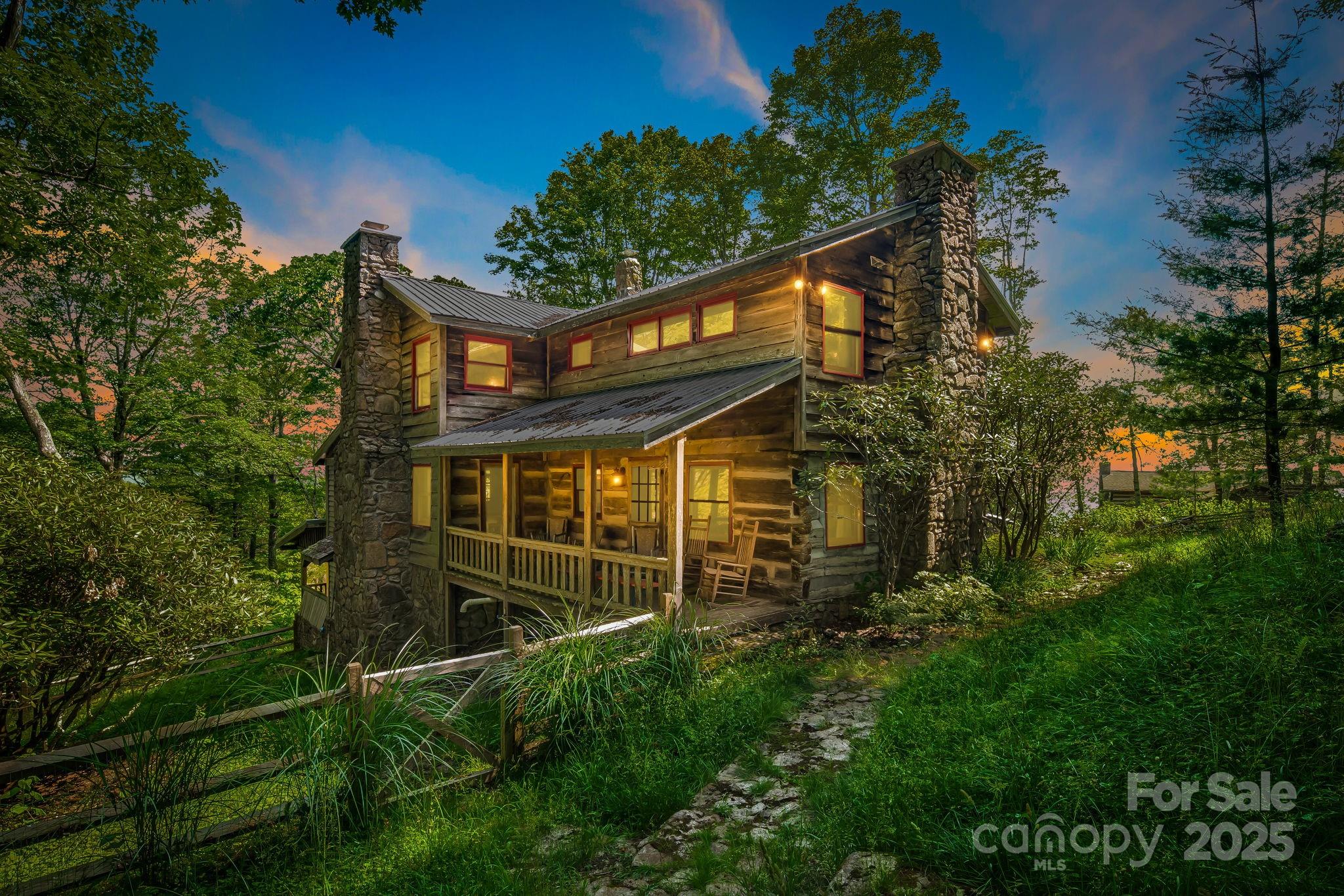 Mars Hill, North Carolina, 28754, United States, 3 Bedrooms Bedrooms, ,3 BathroomsBathrooms,Residential,Active,1900501
