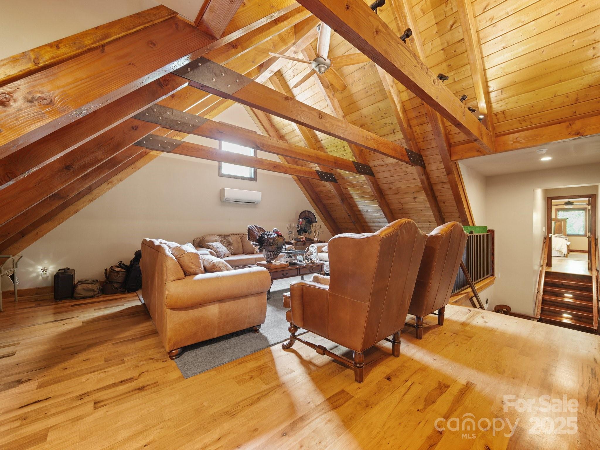 Clover, South Carolina, 29710, United States, 4 Bedrooms Bedrooms, ,6 BathroomsBathrooms,Residential,Active,1904708