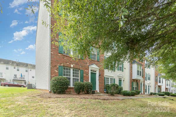 901 TIGER LN # 25, CHARLOTTE, NC 28262 - Image 1