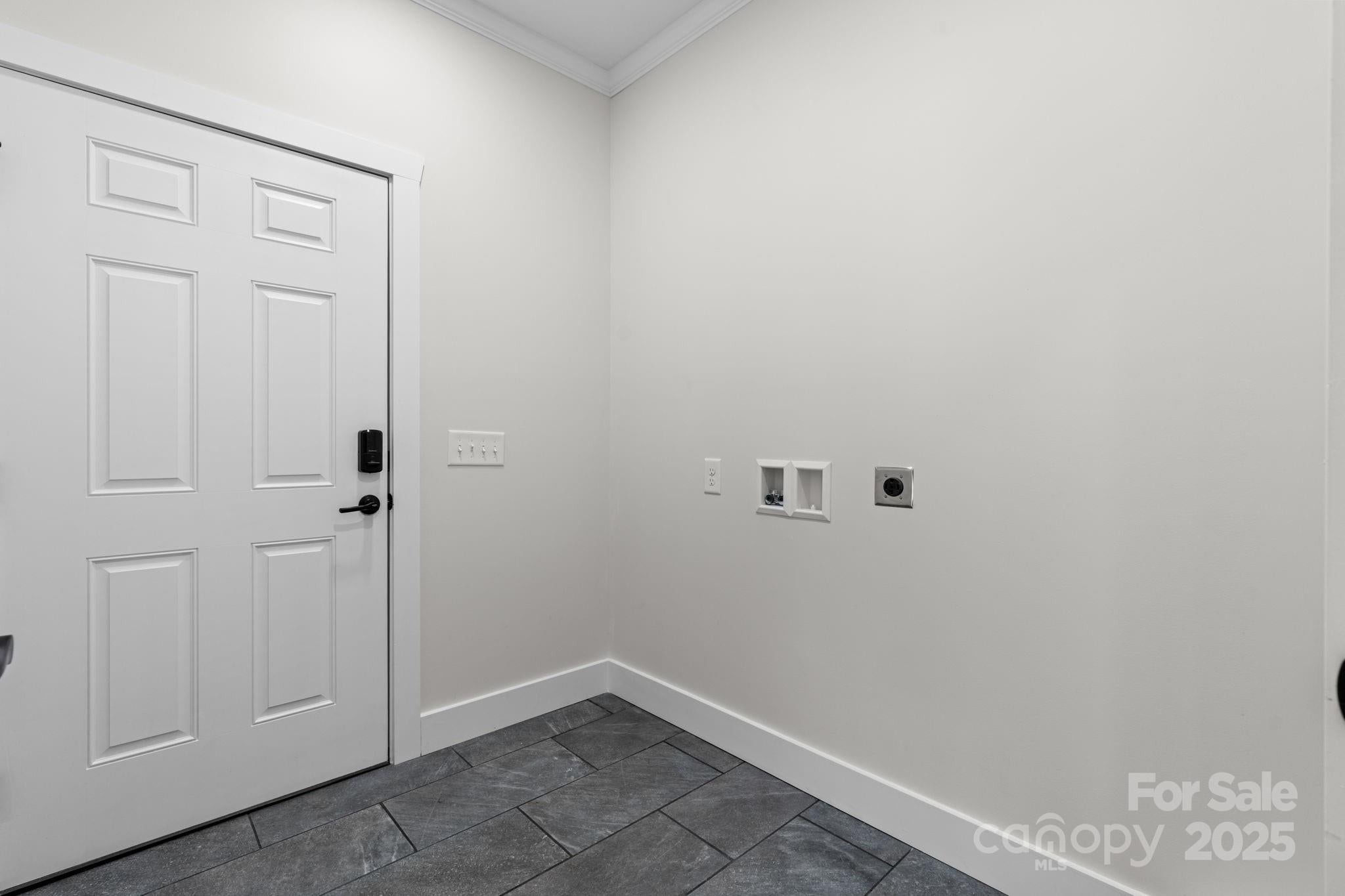 Connelly Springs, North Carolina, 28612, United States, 5 Bedrooms Bedrooms, ,5 BathroomsBathrooms,Residential,Active,1945070