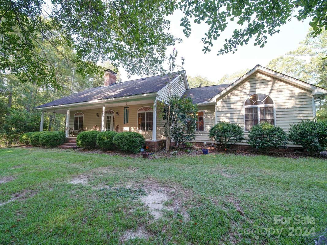 1239 JOHN G RICHARDS RD, CAMDEN, SC 29020, photo 1 of 44