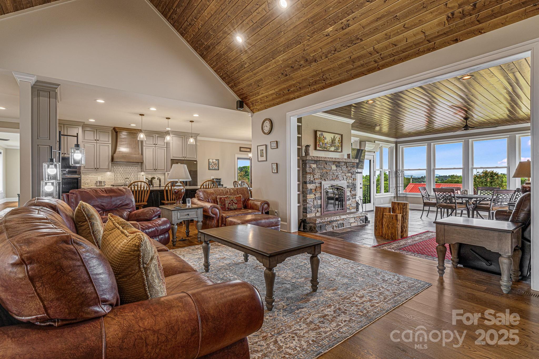 Mars Hill, North Carolina, 28754, United States, ,5 BathroomsBathrooms,Residential,Active,1770134