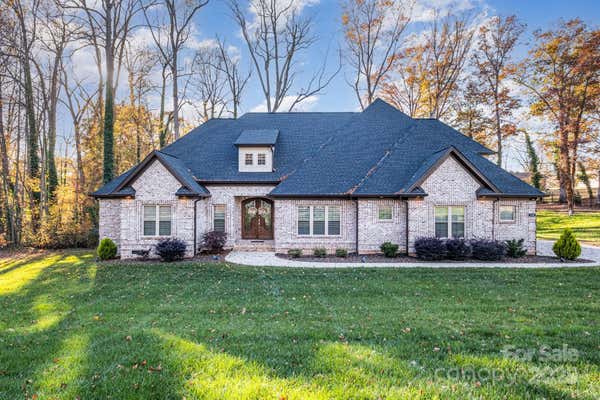 139 TRILLIUM DR, STATESVILLE, NC 28625 - Image ffe50f5992cd9f1087e91f7604108f10bc961c14