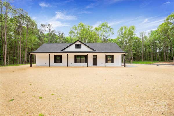 3910 JENKINS RD, CLOVER, SC 29710 - Image 1