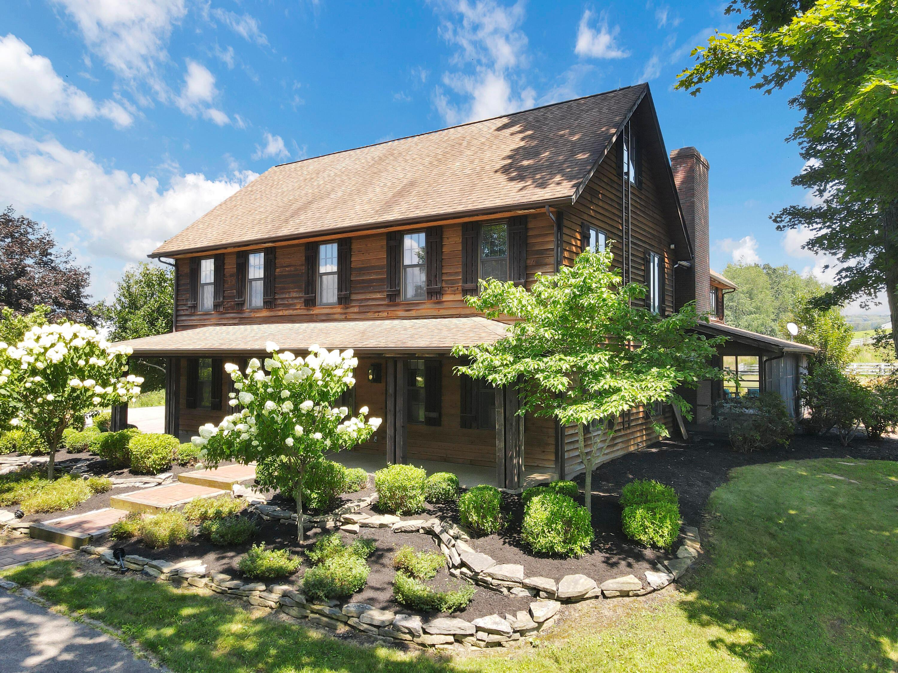 Newark, Ohio, 43055, United States, 5 Bedrooms Bedrooms, ,6 BathroomsBathrooms,Residential,Active,1909629 Newark, Ohio, 43055, United States, 5 Bedrooms Bedrooms, ,6 BathroomsBathrooms,Residential,Active,1909629